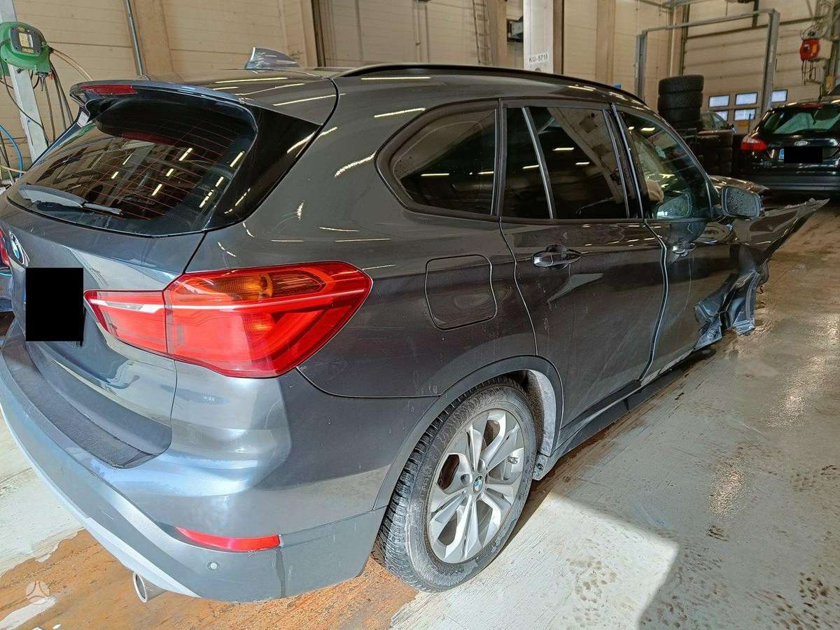 BMW X1 по частям