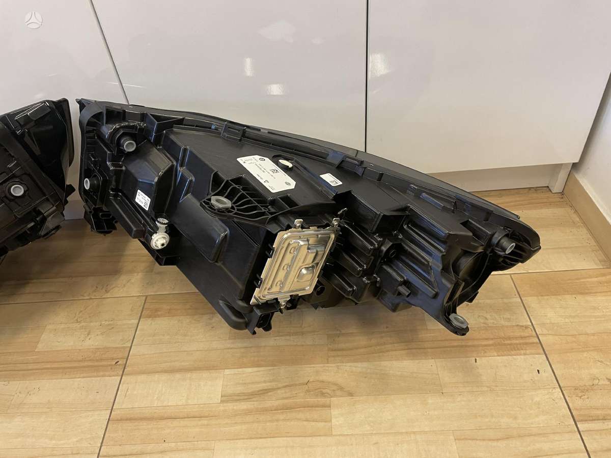BMW X2 kėbulo dalys