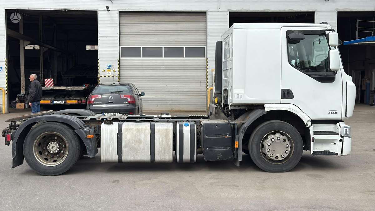 Renault Premium, single sleeper