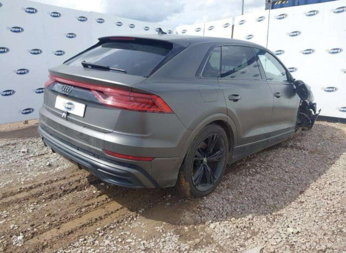 Audi Q8, DHX, for parts