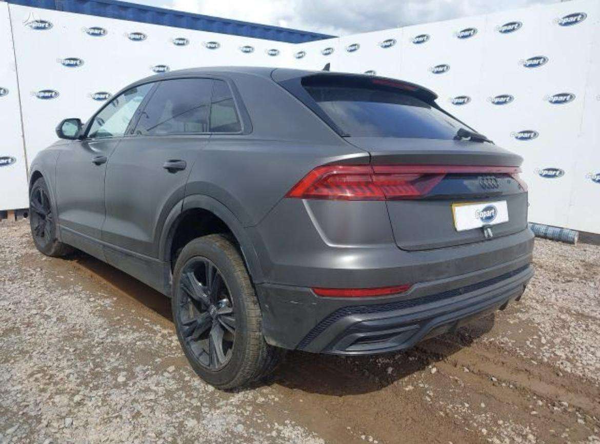 Audi Q8, DHX, for parts