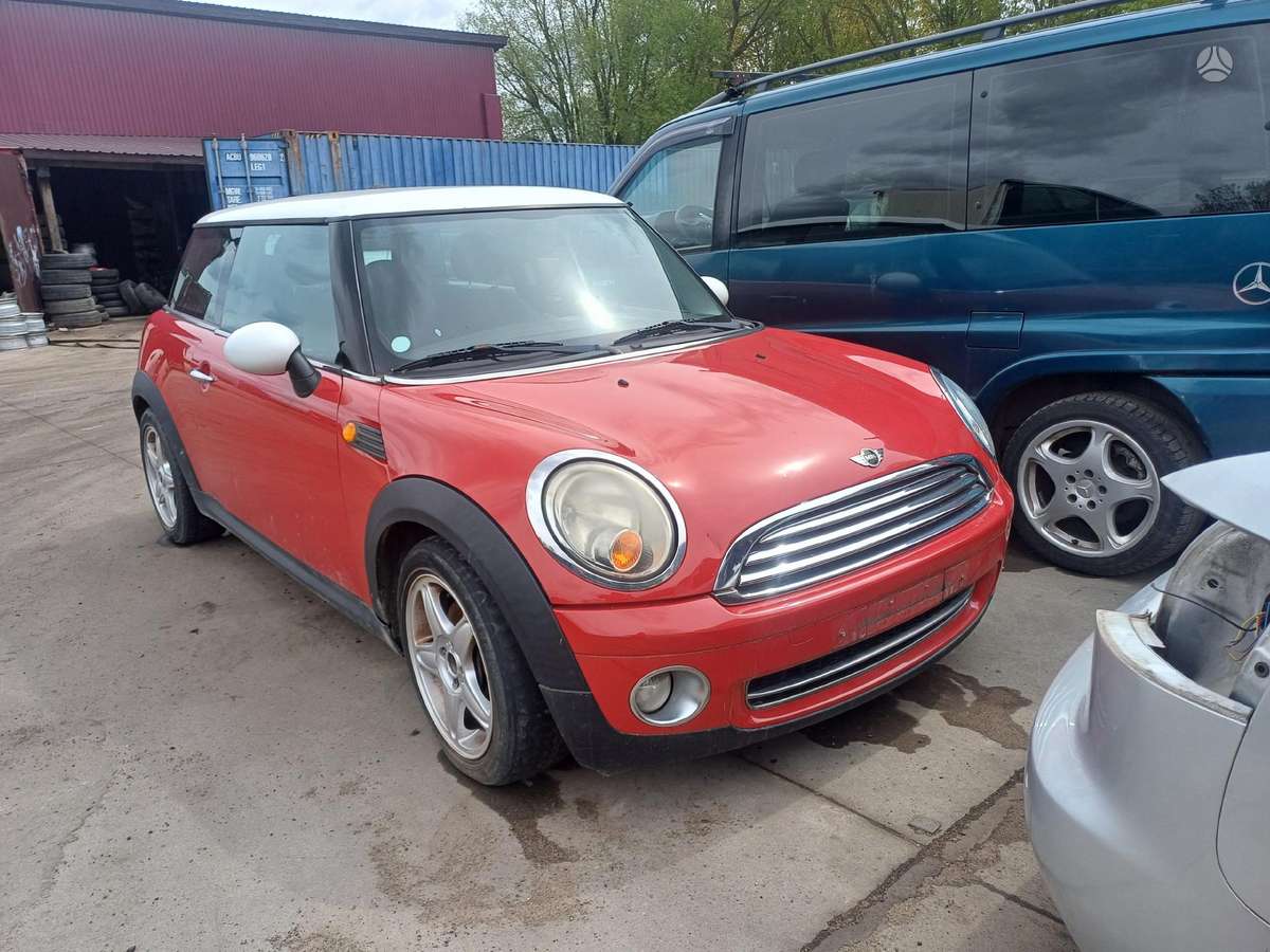 Mini Cooper по частям