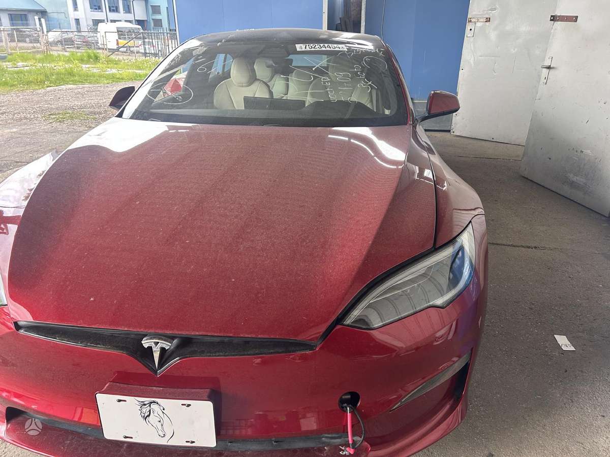 Tesla Model S Skendes baterija gera
