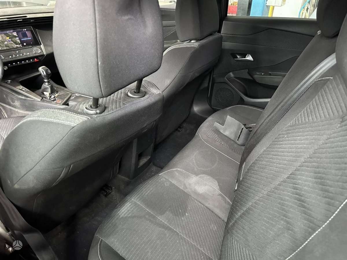 Peugeot 308 for parts