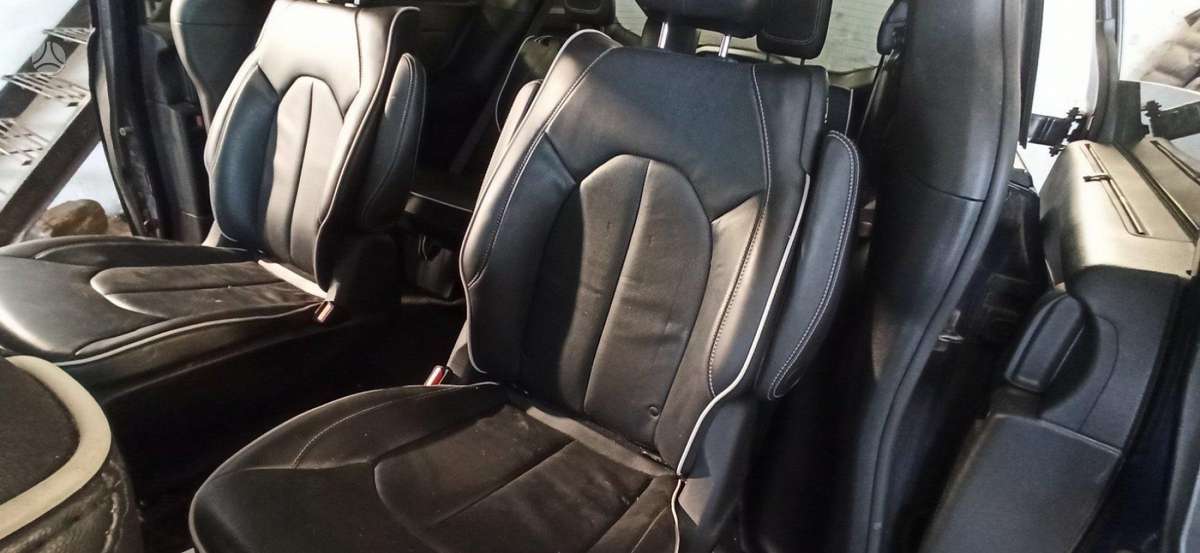 Chrysler Pacifica for parts