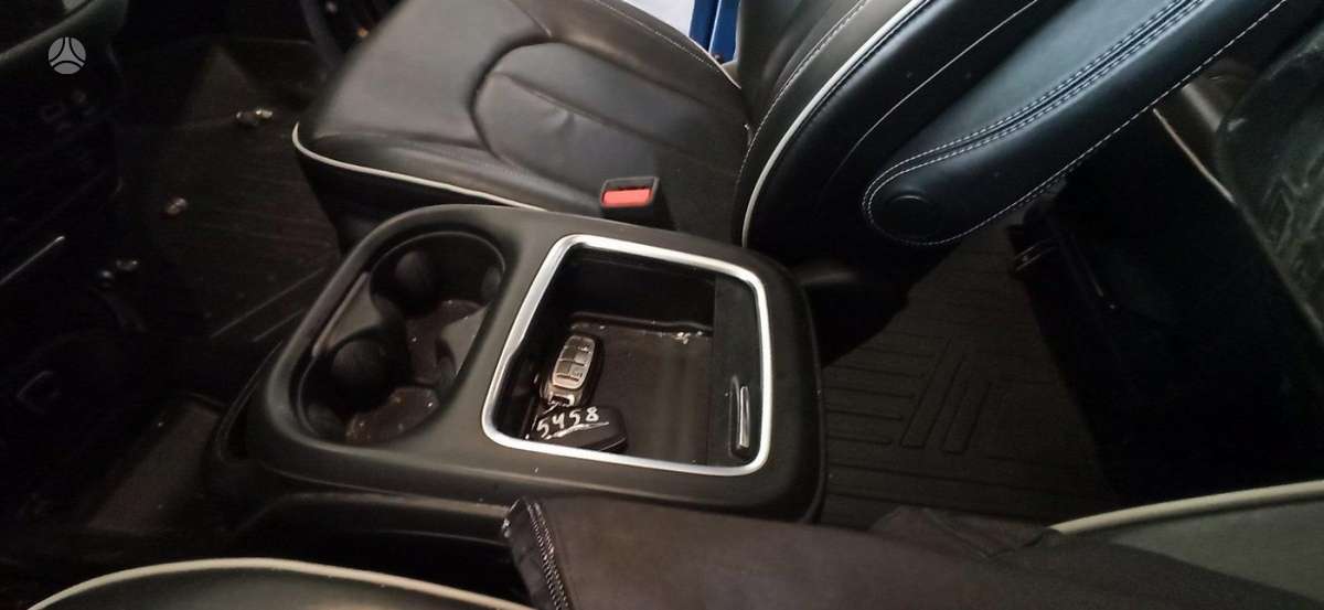 Chrysler Pacifica по частям