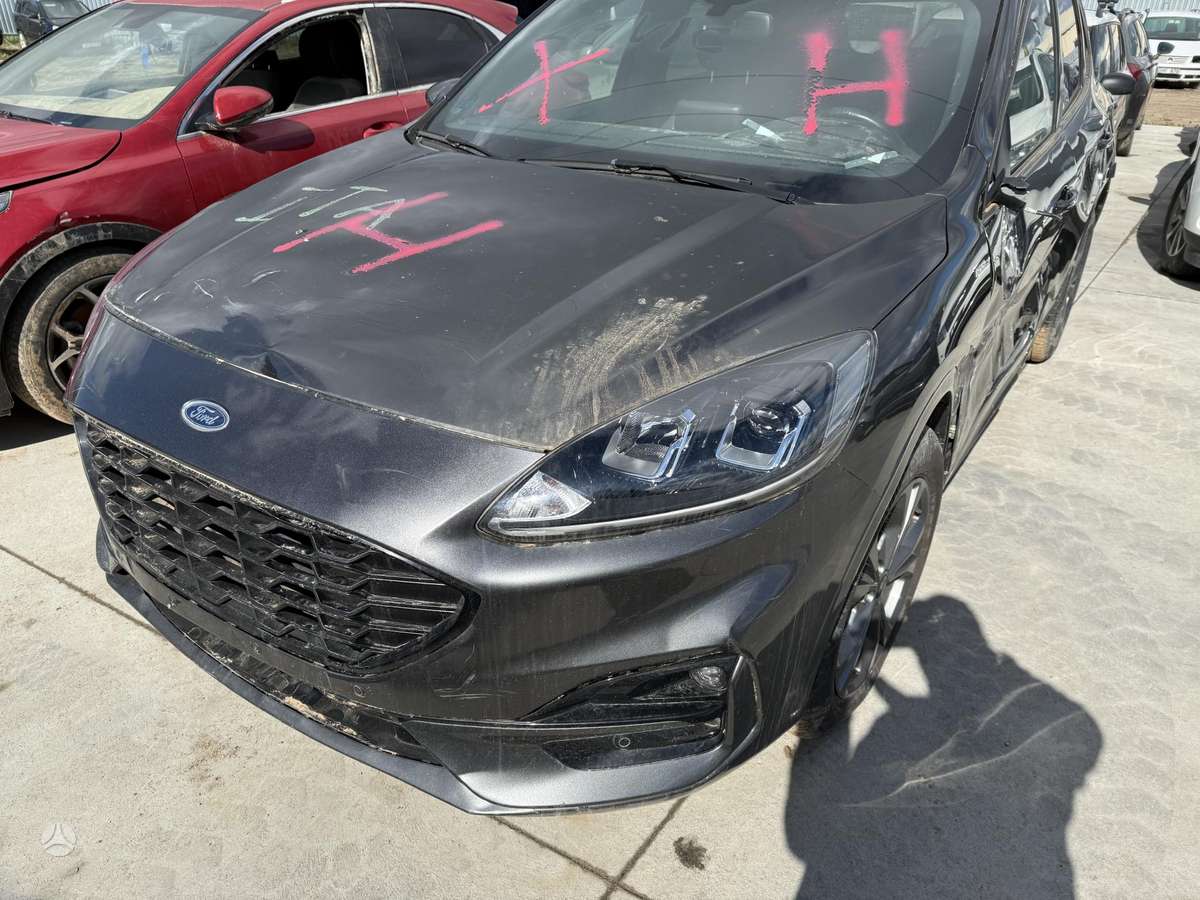 Ford Kuga for parts