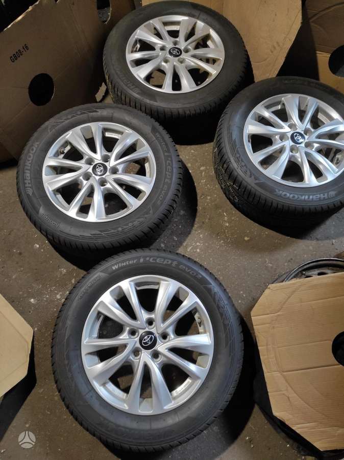 Michelin, žieminės 215/60 R16