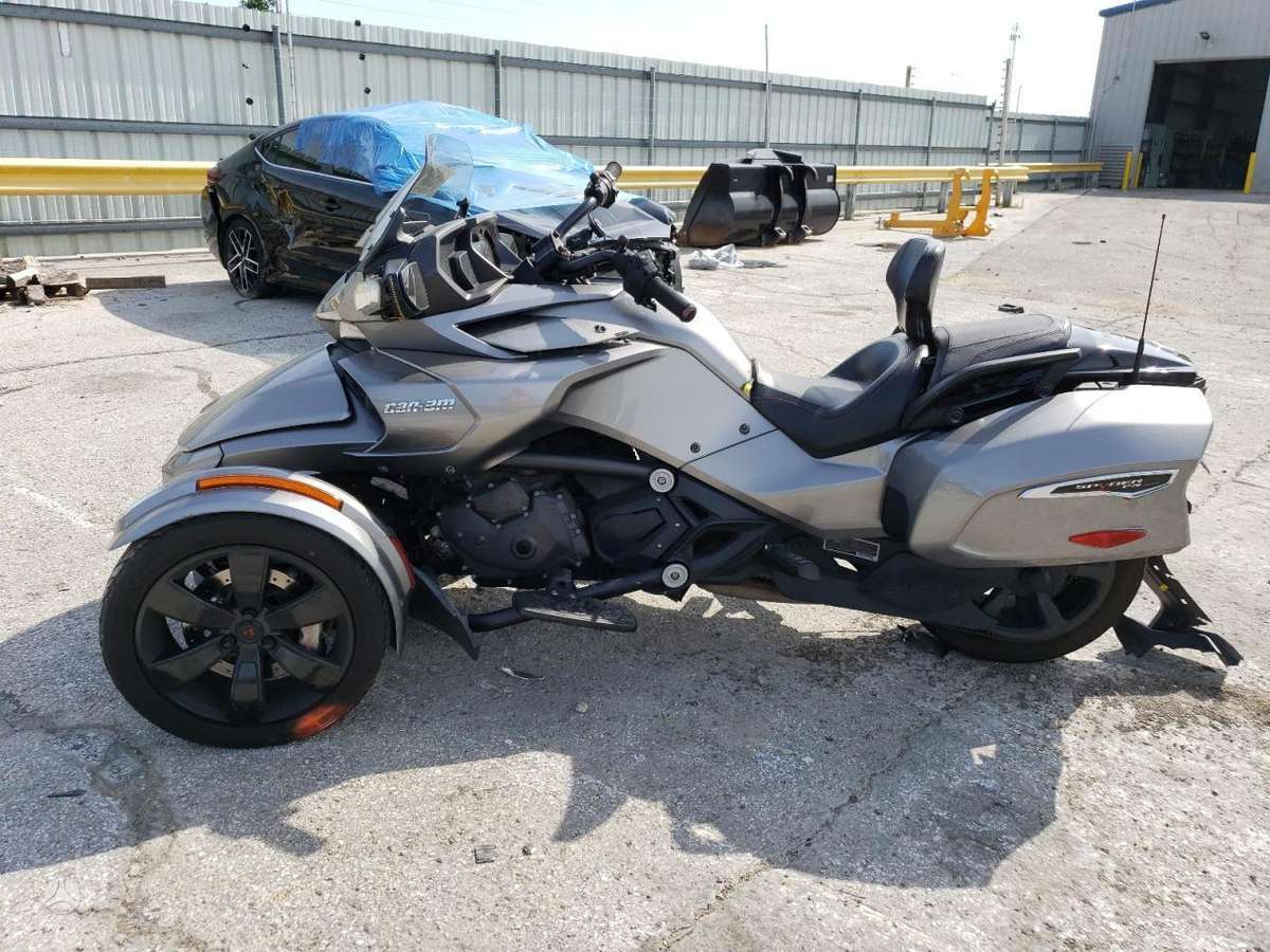 Can-Am Spyder, tricikli