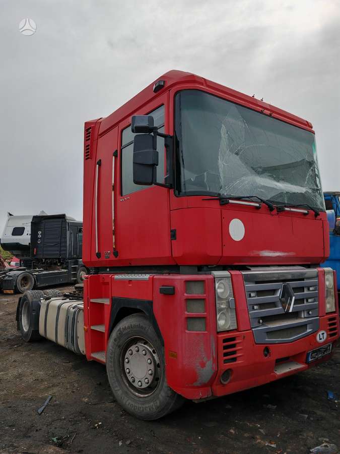 Renault Magnum 500DXi, vilcējs