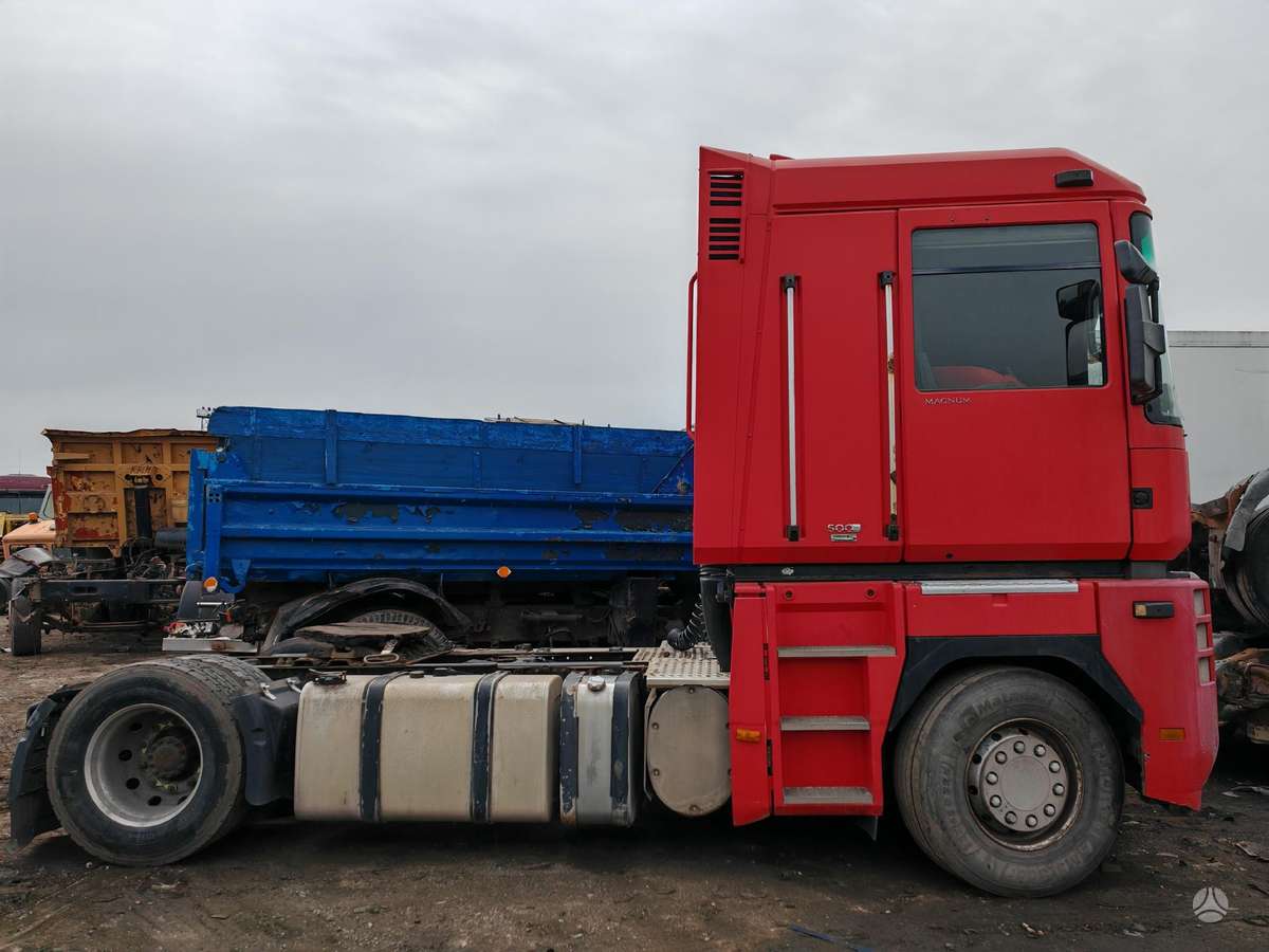 Renault Magnum 500DXi, vilcējs