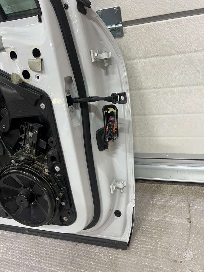 Porsche Cayenne durys