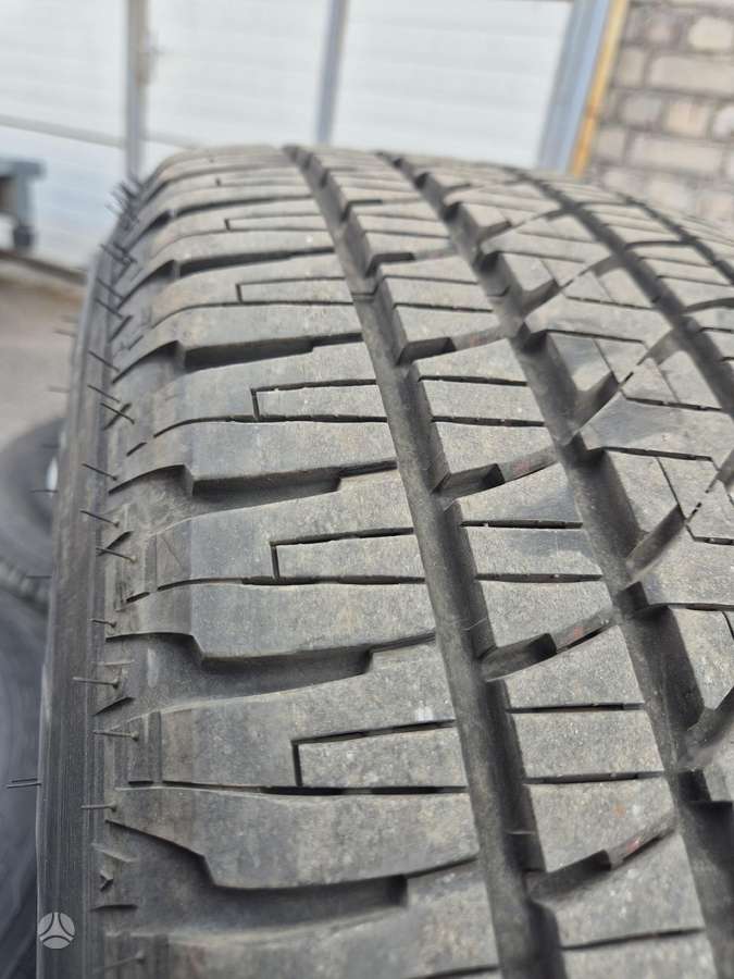 Dodge Ram R20 su padangom ir davikliais 1300