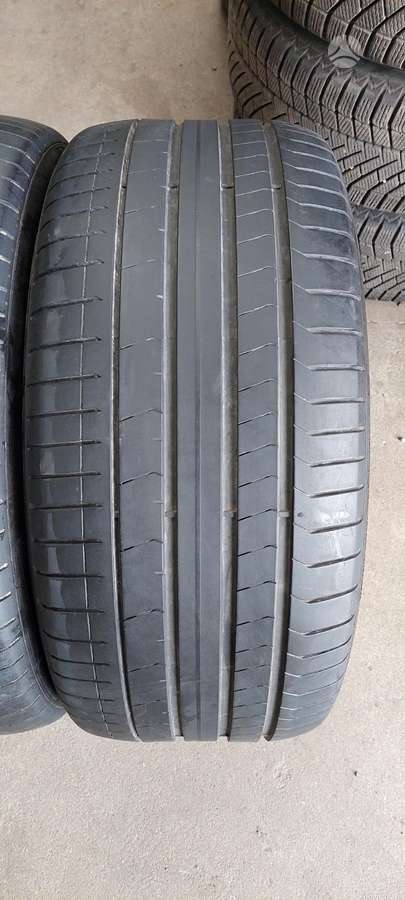 Pirelli, vasaras 275/40 R19