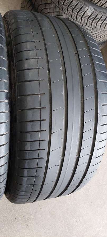 Pirelli, vasaras 275/40 R19