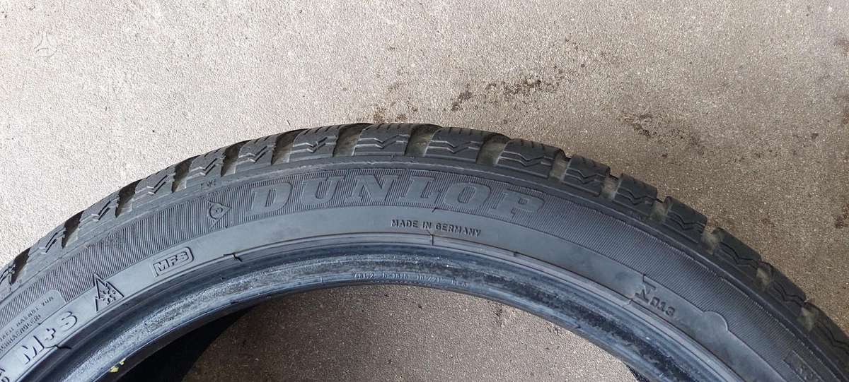 Dunlop, ziemas 245/40 R18
