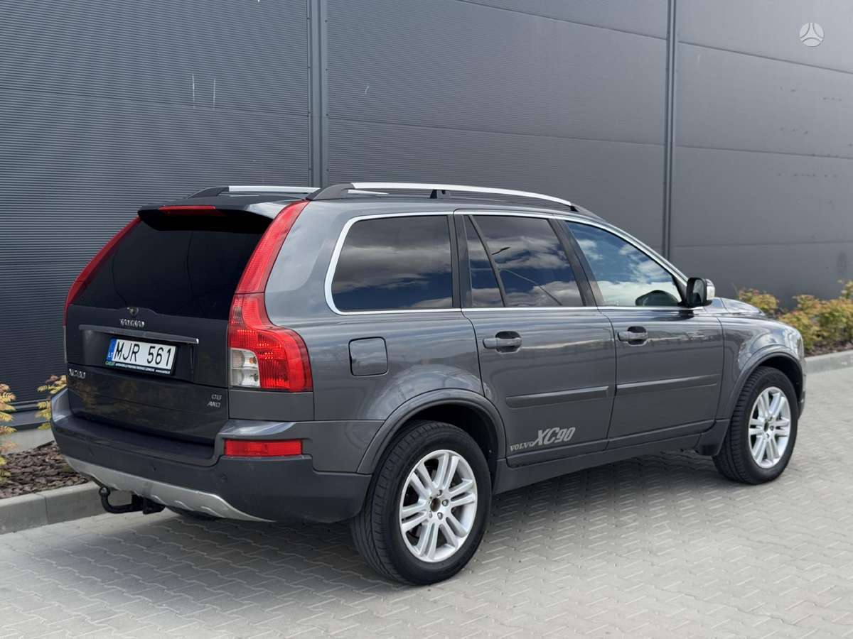 Volvo XC90 - 4