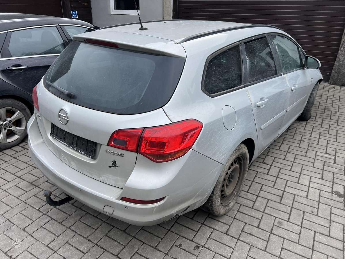 Opel Astra по частям. Iš vokietijos