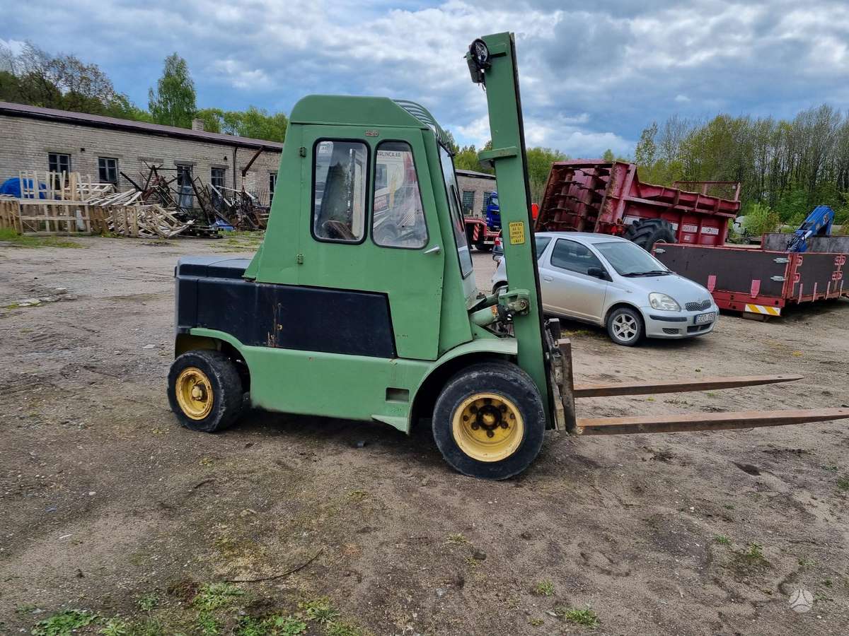 Clark DCY80, šakiniai krautuvai