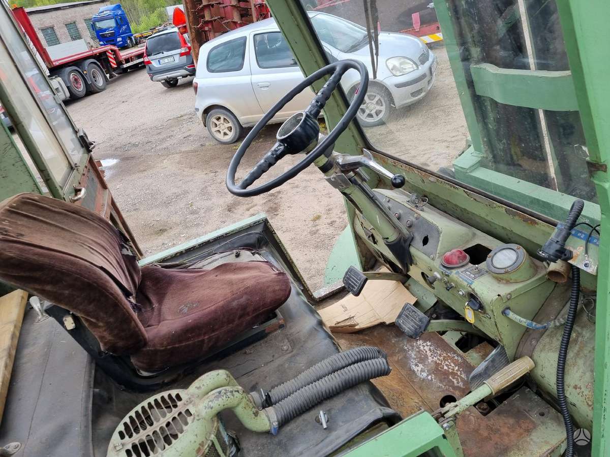 Clark DCY80, šakiniai krautuvai