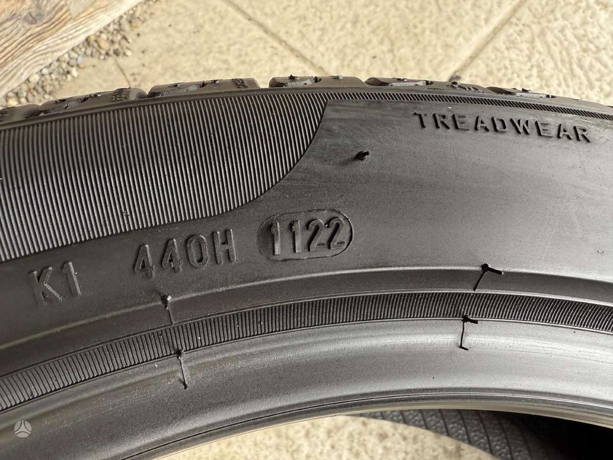 Pirelli Cinturato p7/MO, летние 225/45 R18