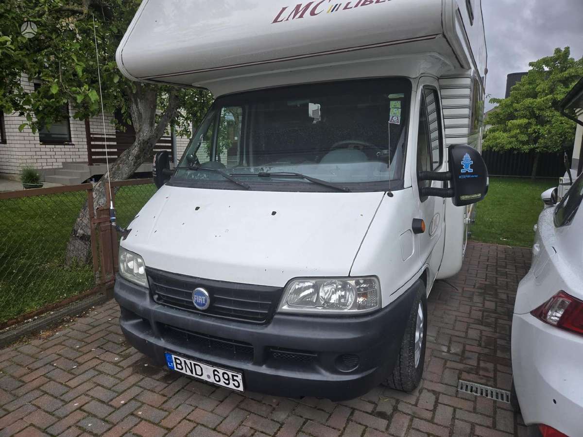 LMC Liberty 620, campers
