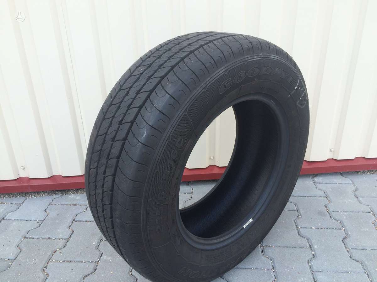 Goodyear Marathon, summer 235/65 R16
