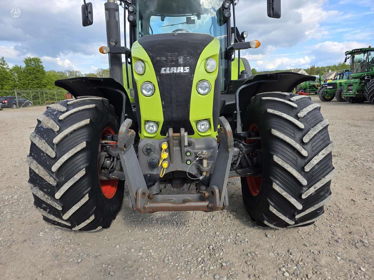 Claas Arion, tractors