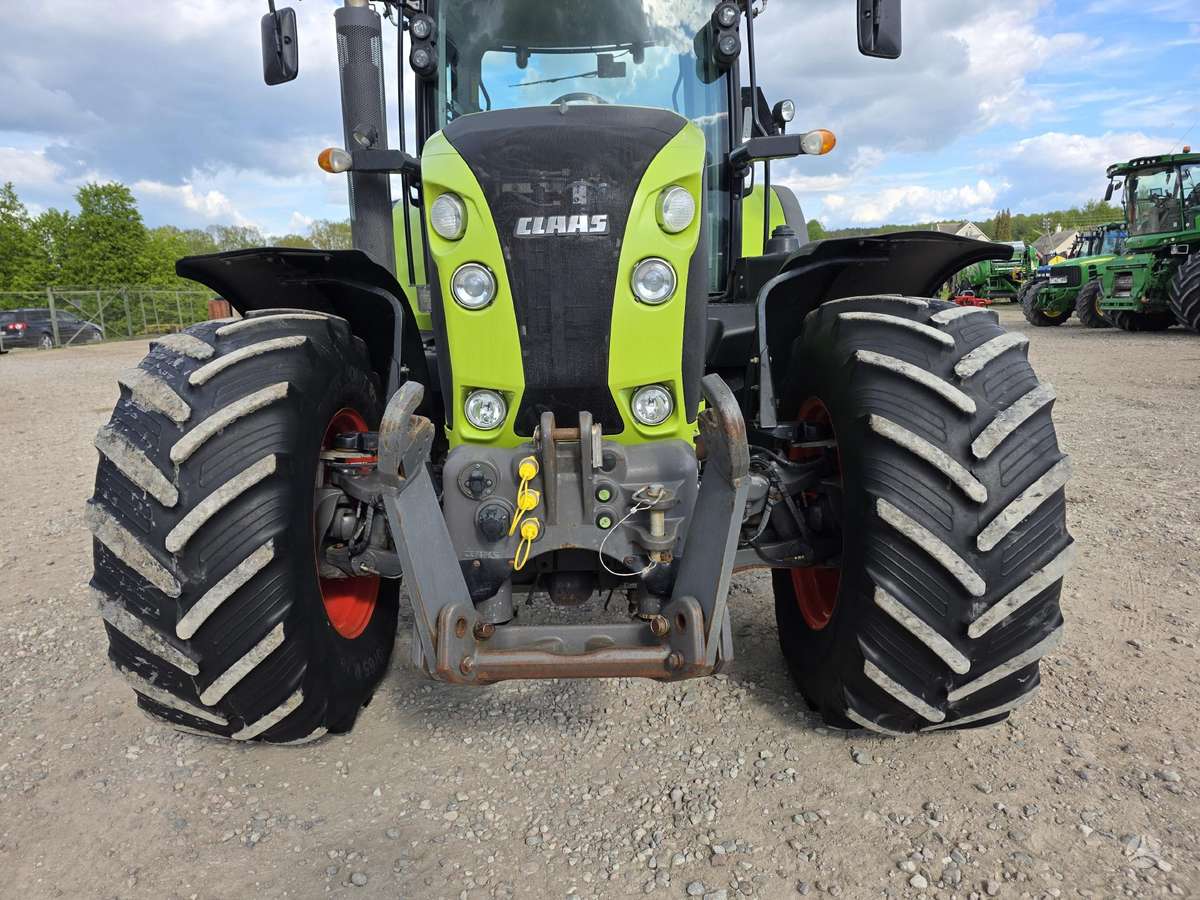 Claas Arion, traktori