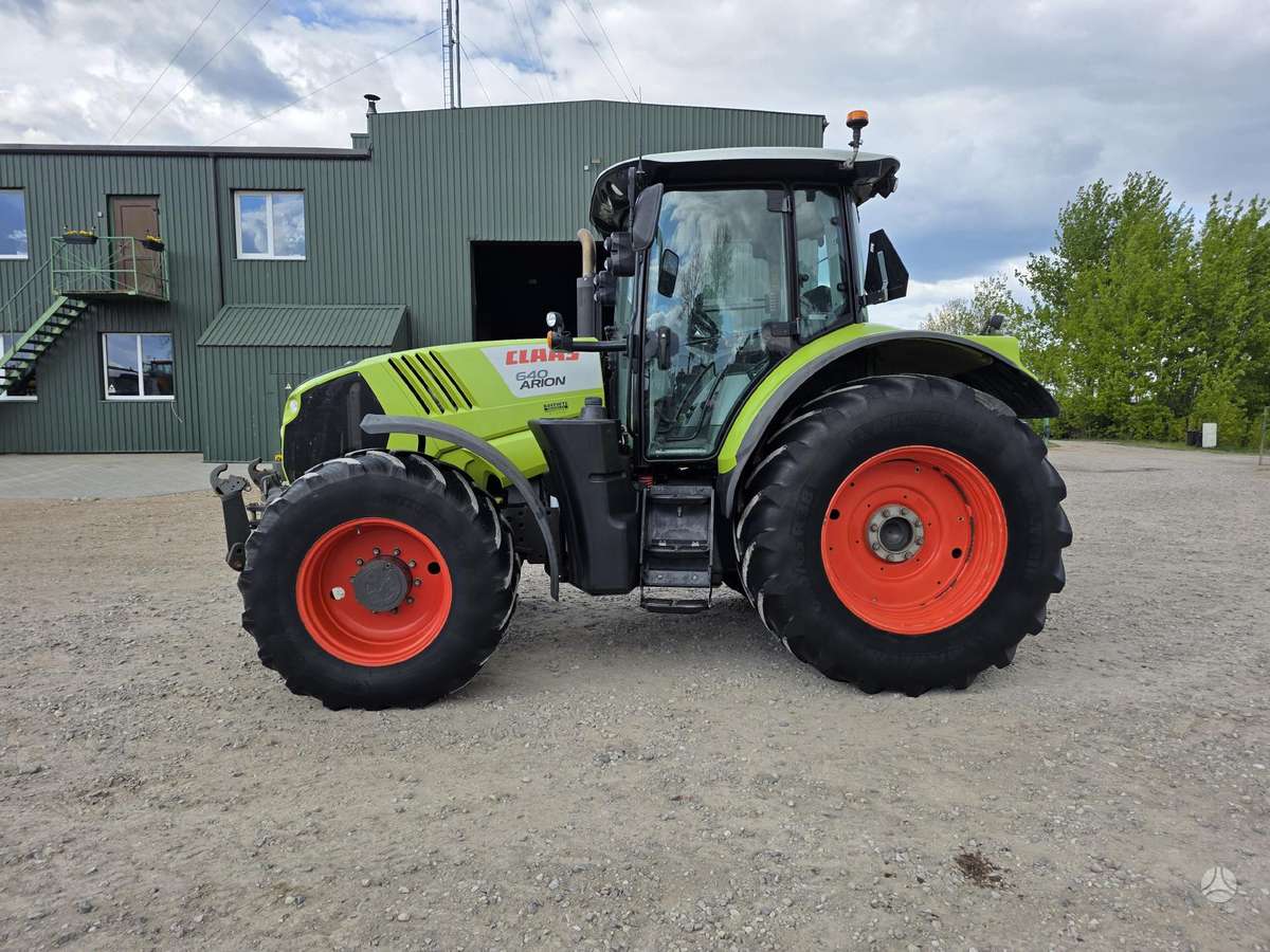Claas Arion, traktori