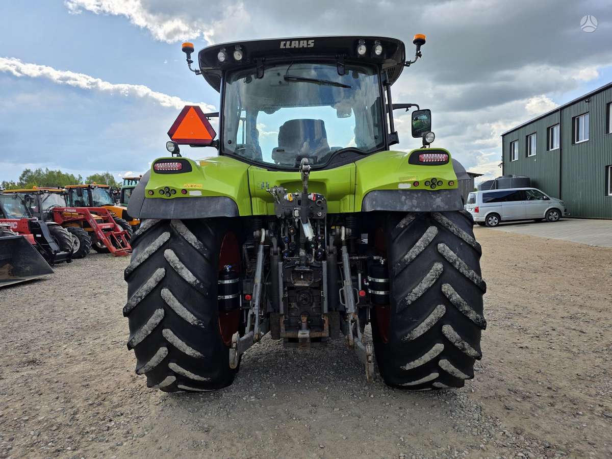 Claas Arion, traktoriai