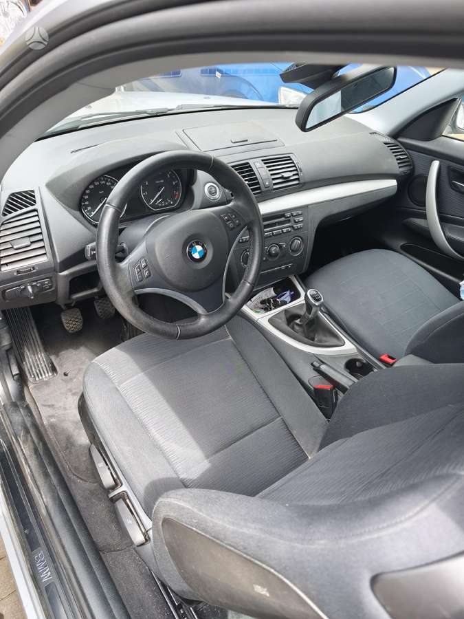 BMW 1 serija 76400km