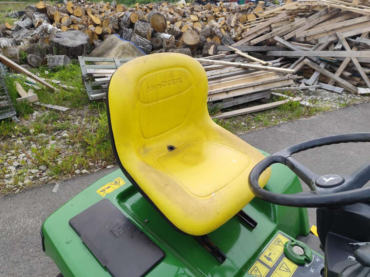 John Deere 415, garden tractors