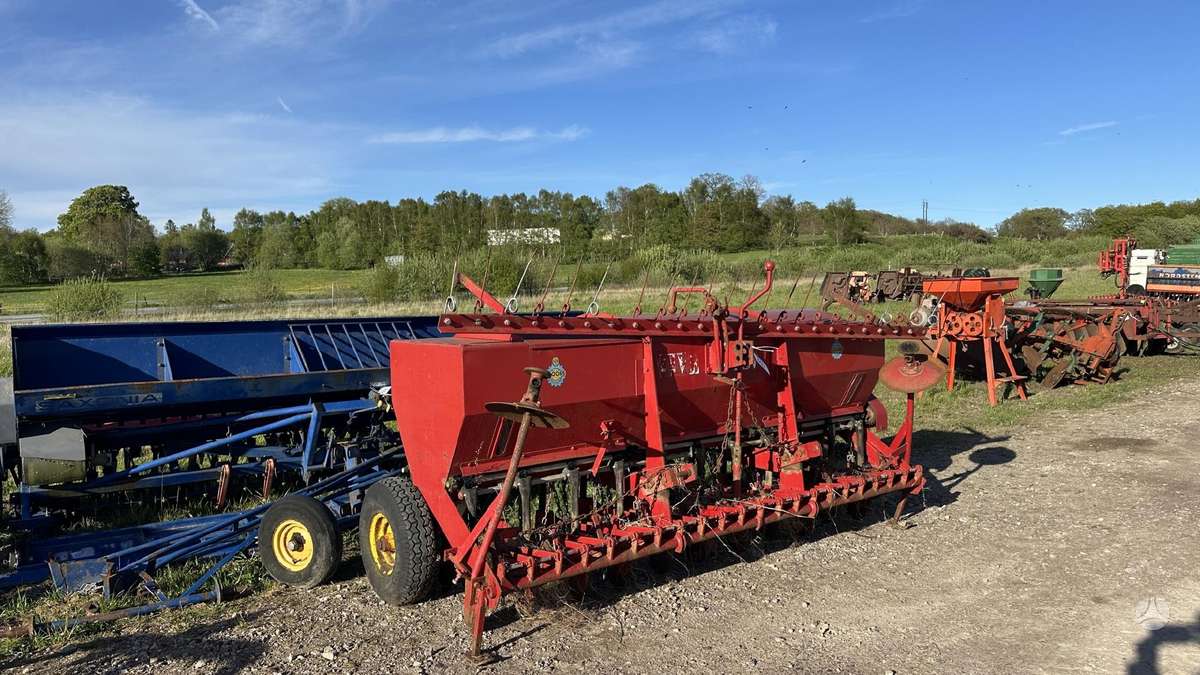 STEGSTED 2.5   2vnt. Tive 2 vnt, seeders, planters