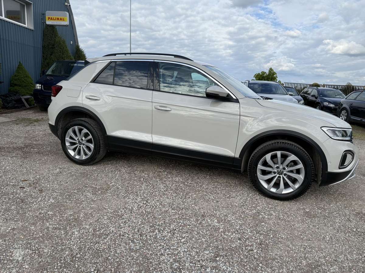 Volkswagen T-Roc - 5