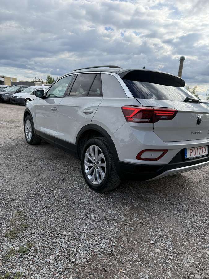 Volkswagen T-Roc - 9
