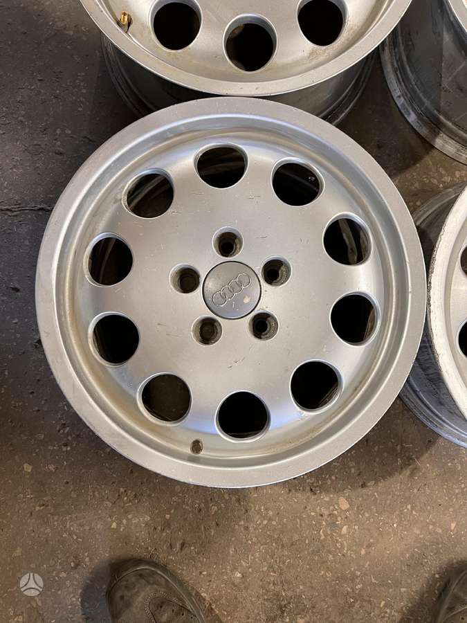 Audi, vieglmetāla, R16