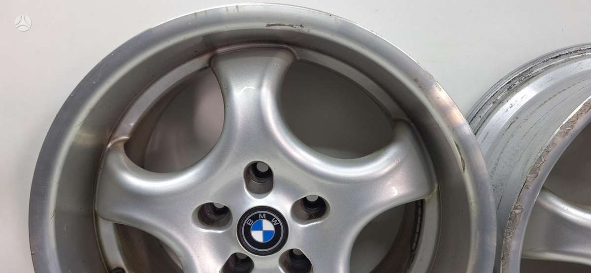 BMW, lengvojo lydinio, R17
