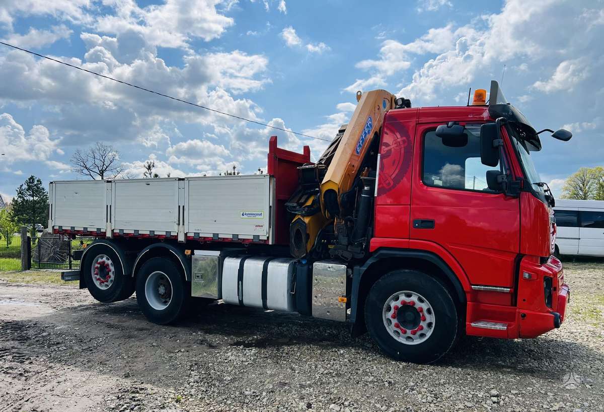 Volvo FMX, dumpers with crane