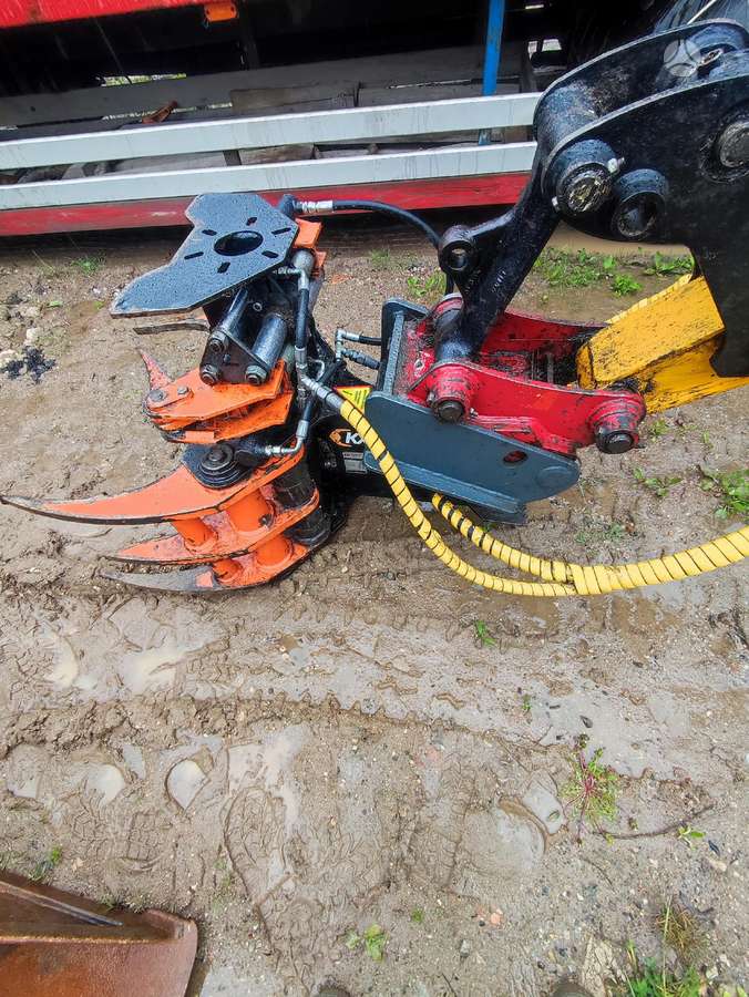 JCB 86C-1, mini excavator