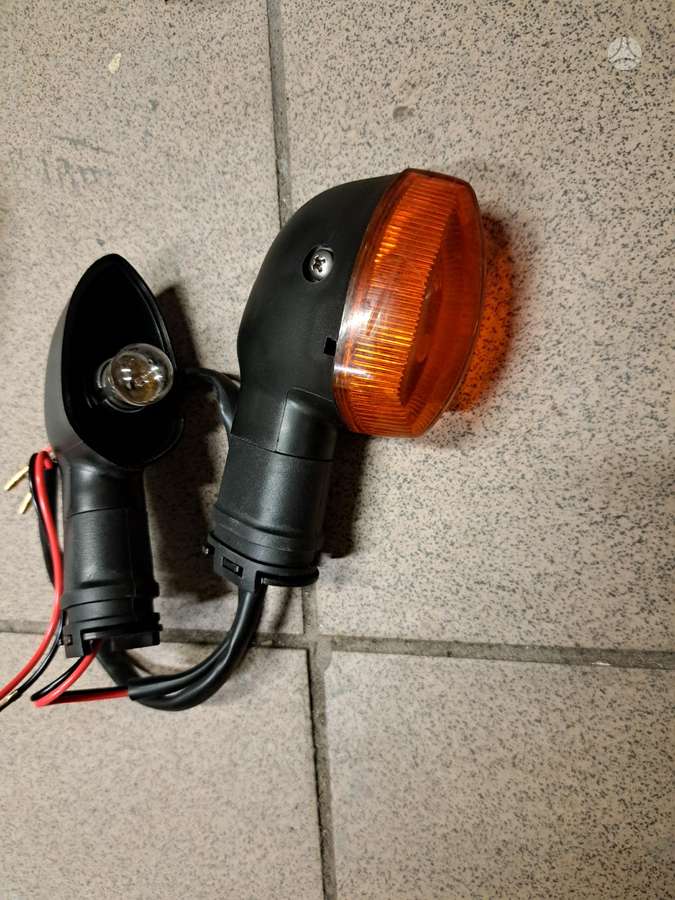 Yamaha FZ, street / classic