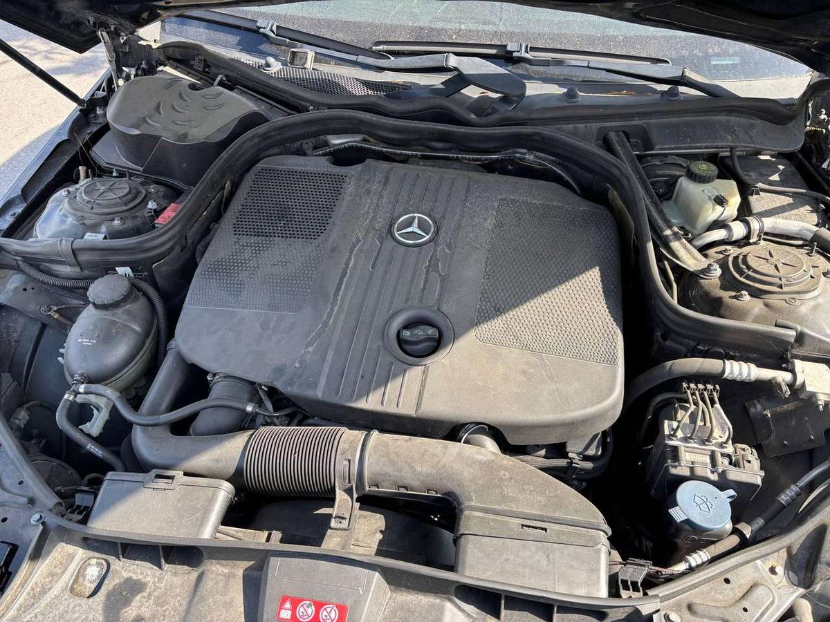 Mercedes-Benz E klasė dalimis