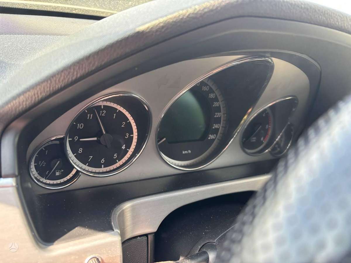 Mercedes-Benz E klasė dalimis