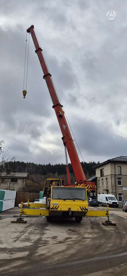 Demag AC95, kranai