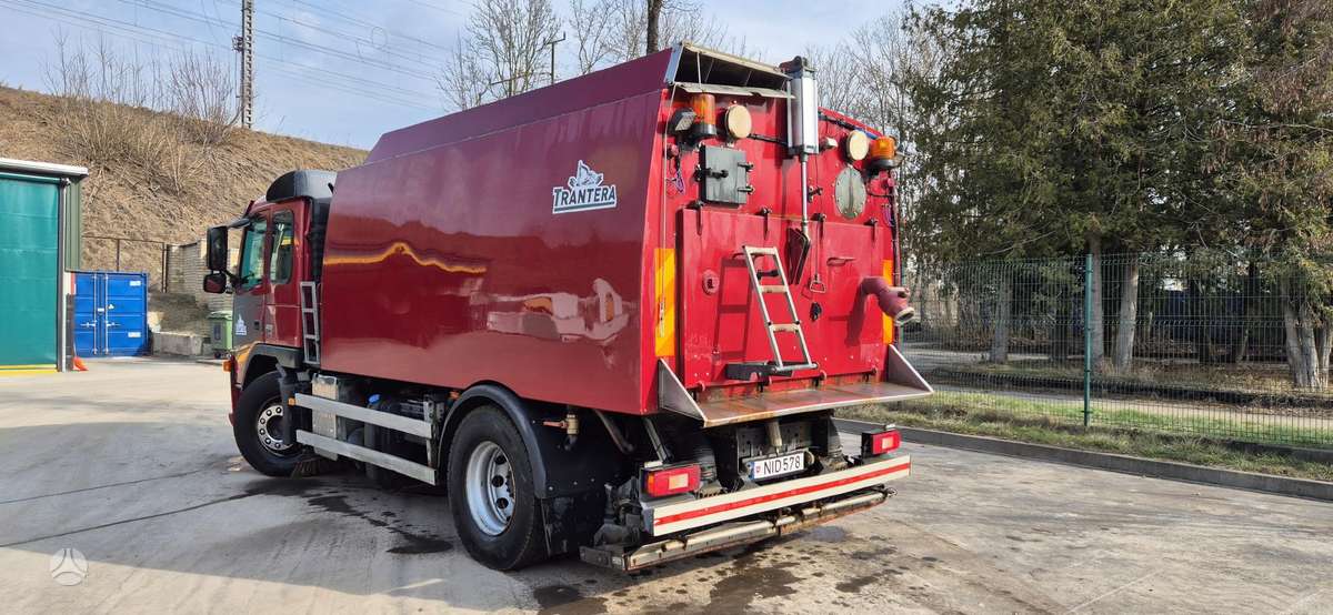 Volvo FM300, street sweepers