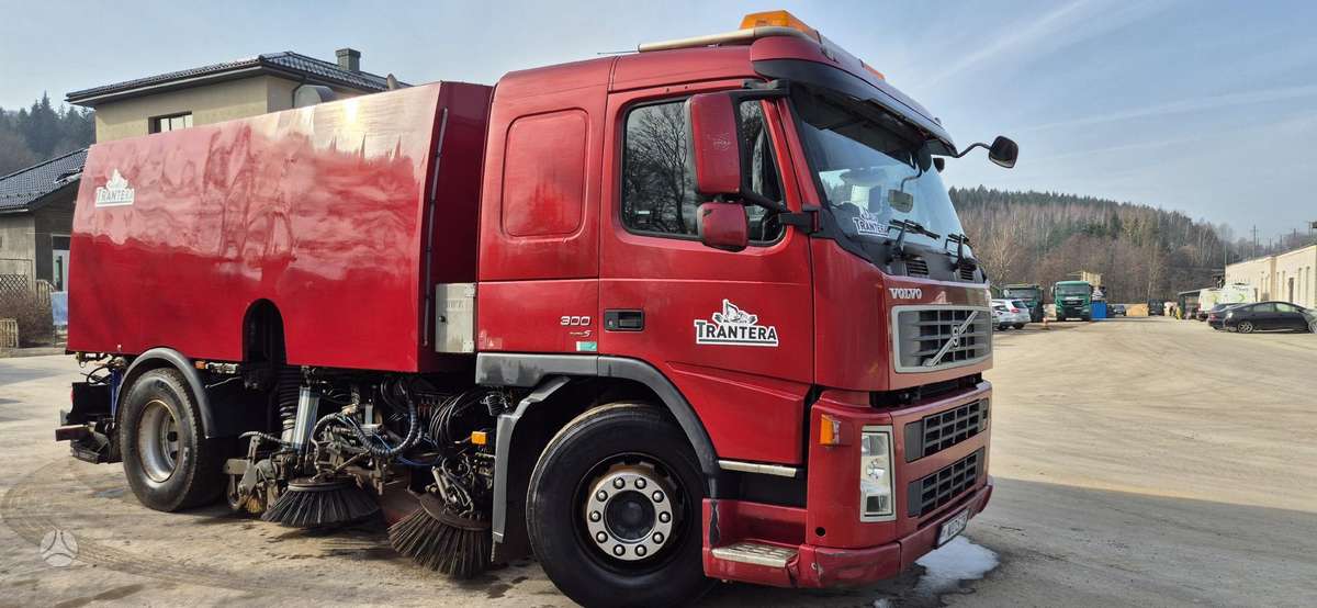 Volvo FM300, street sweepers