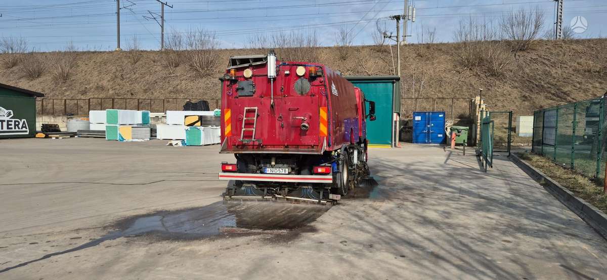 Volvo FM300, уборочные машины