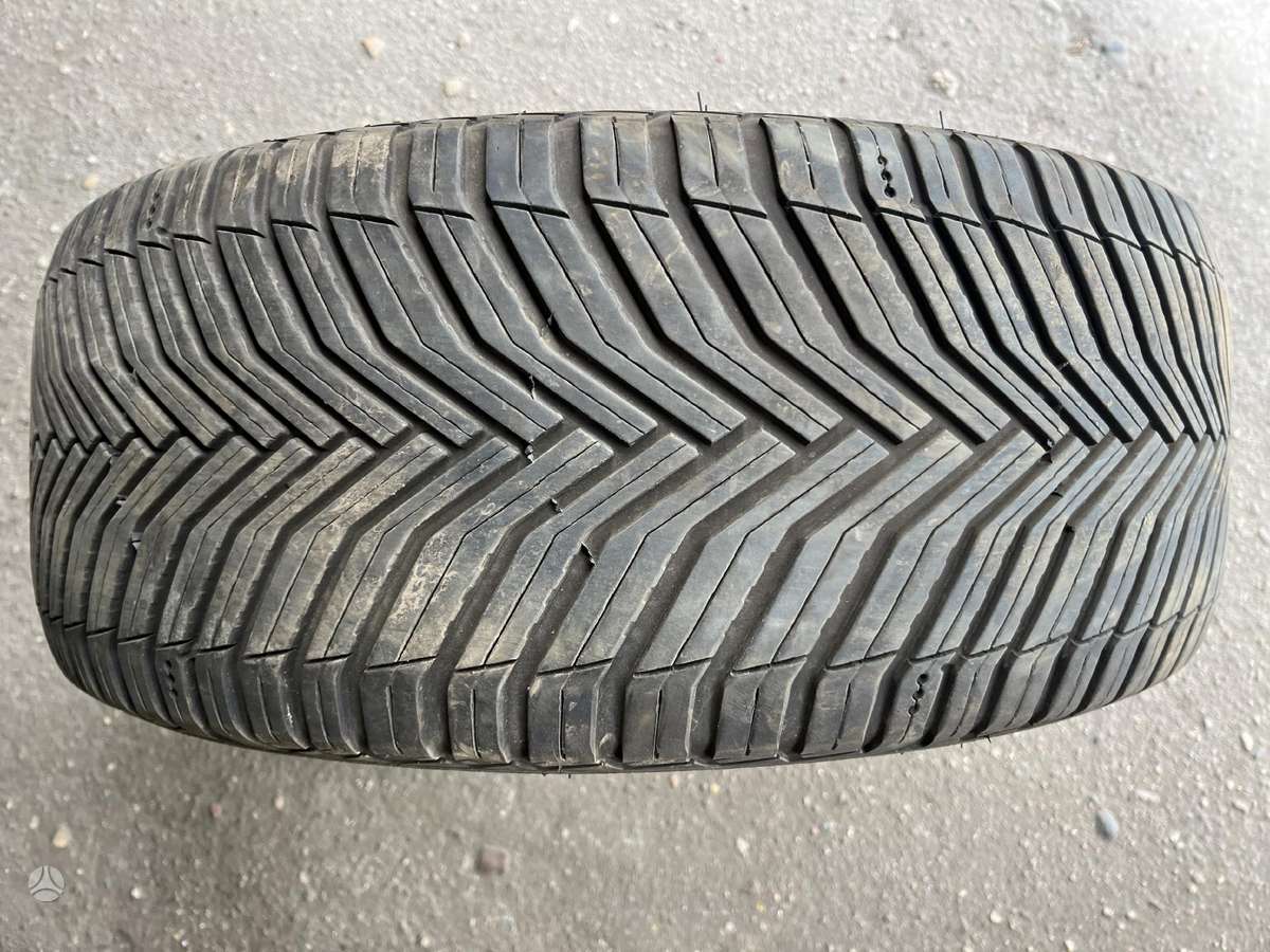 Michelin CrossClimate 2, всесезонные 245/40 R19
