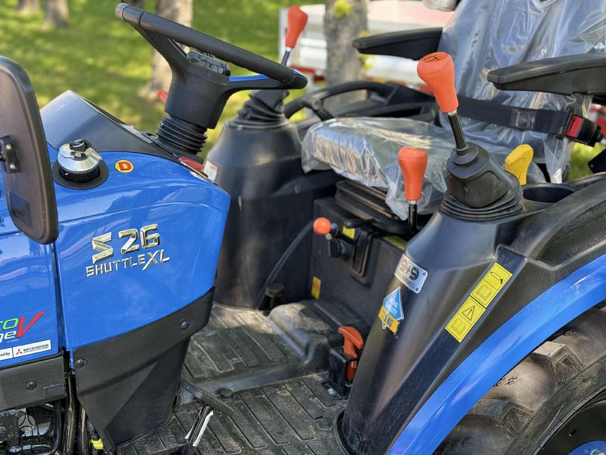 Solis SOLIS 26 (9+9), tractors