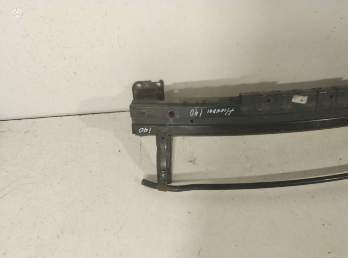 Hyundai i40 bumper reinforcement, doors